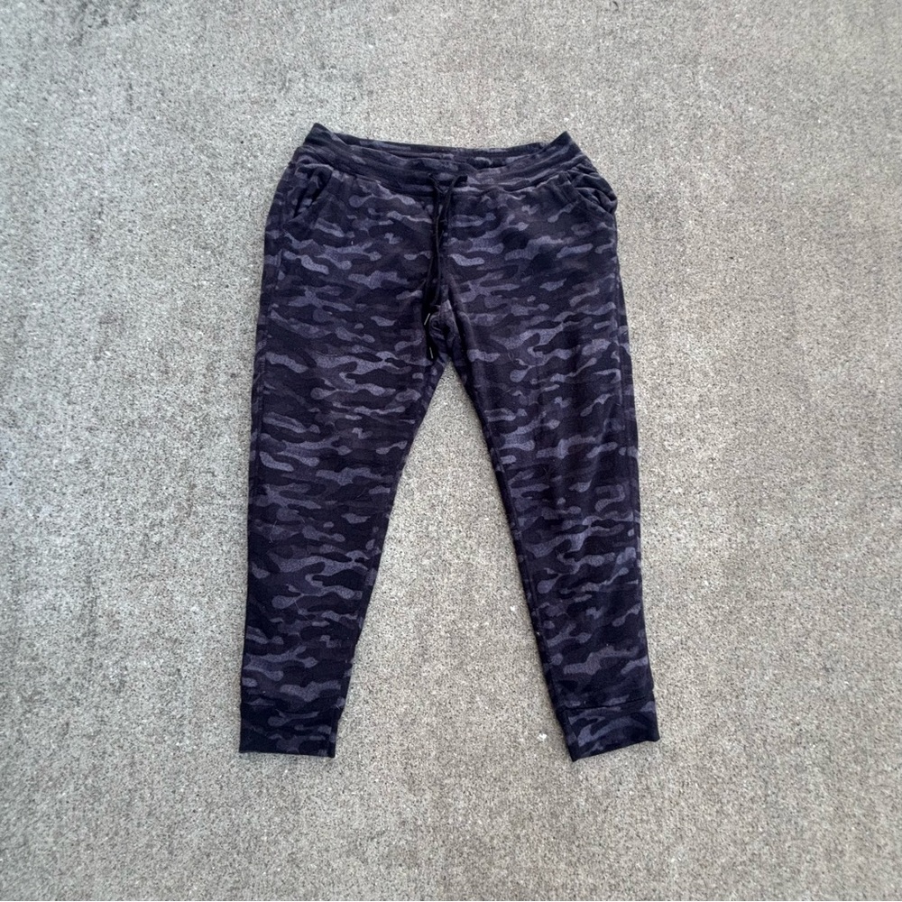 Sherpa Lined Black Camo Joggers